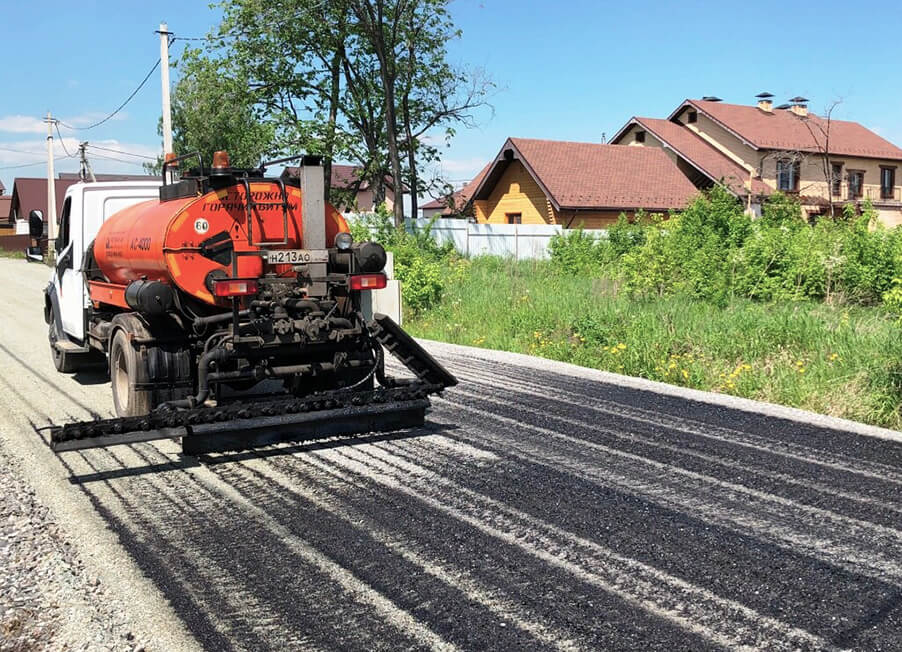 Укладка асфальта во дворе 